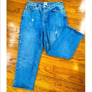 Distressed cropped mom jeans